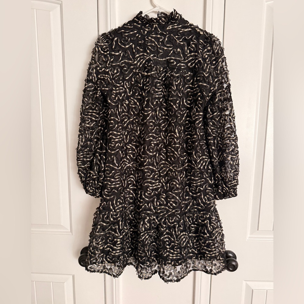 TUCKERNUCK
Nightly Organza Palmerston Dress RT $198 gold black holiday SMALL - Picture 10 of 12